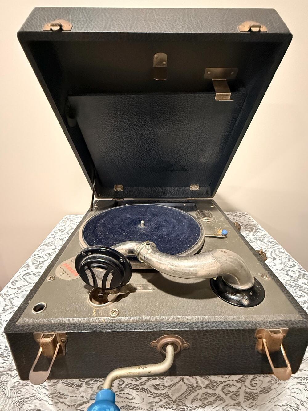 Vintage Phonola Waters Conley Hand Crank Phonograph Working With Vintage Records